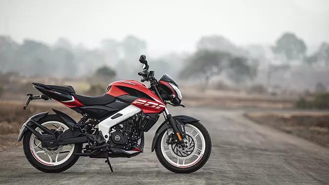 Bajaj Pulsar NS200 Dual Channel ABS image